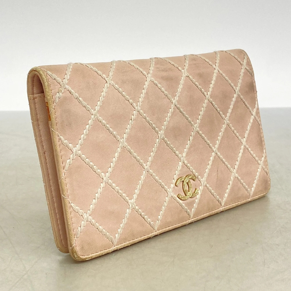 CHANEL Pink Lambskin Leather Wallet - Picture 2 of 9